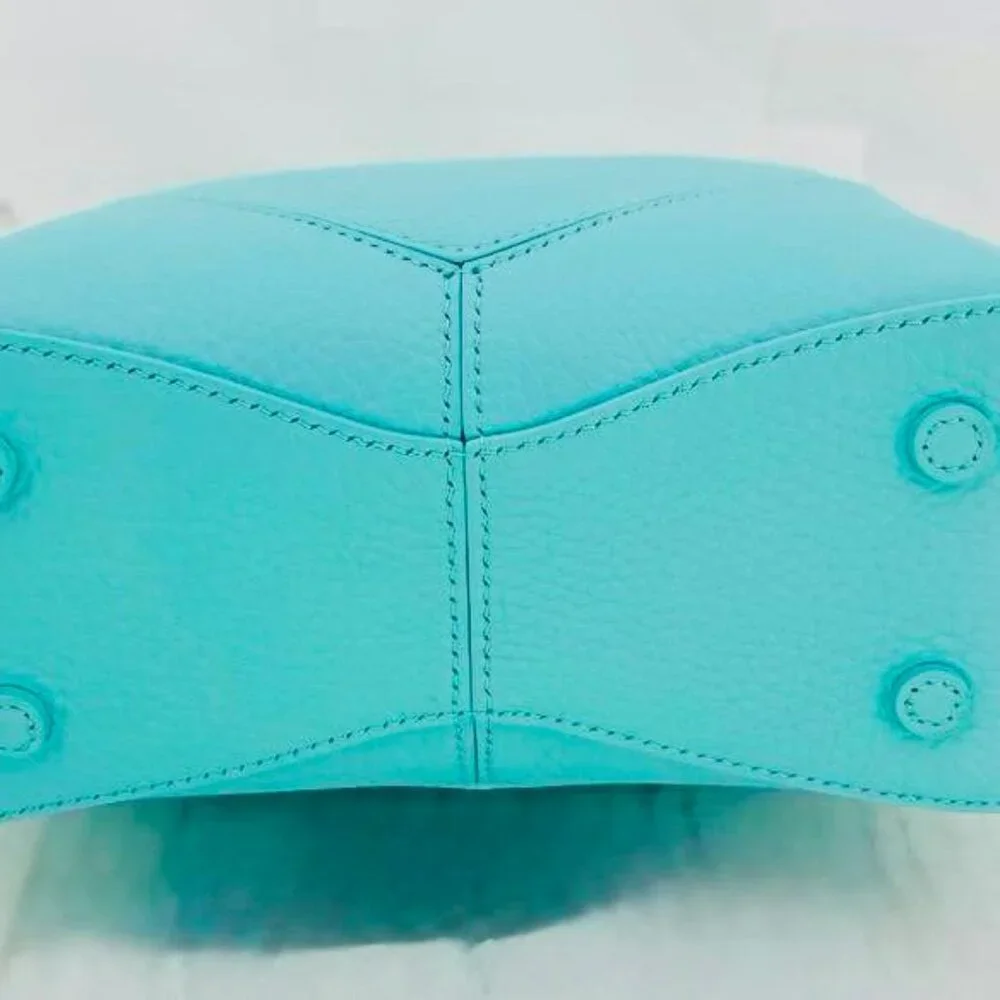 Tiffany & Co. Bucket Bag Heart Purse In Tiffany Blue Leather NWT Authentic - Picture 2 of 5